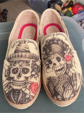 Goby Skull Day of the Dead Slip On Forever Love Canvas Shoe Size EU37 US 6.5 - 7